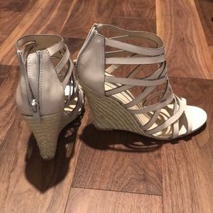 Kristin Cavallari Chinese Laundry wedges